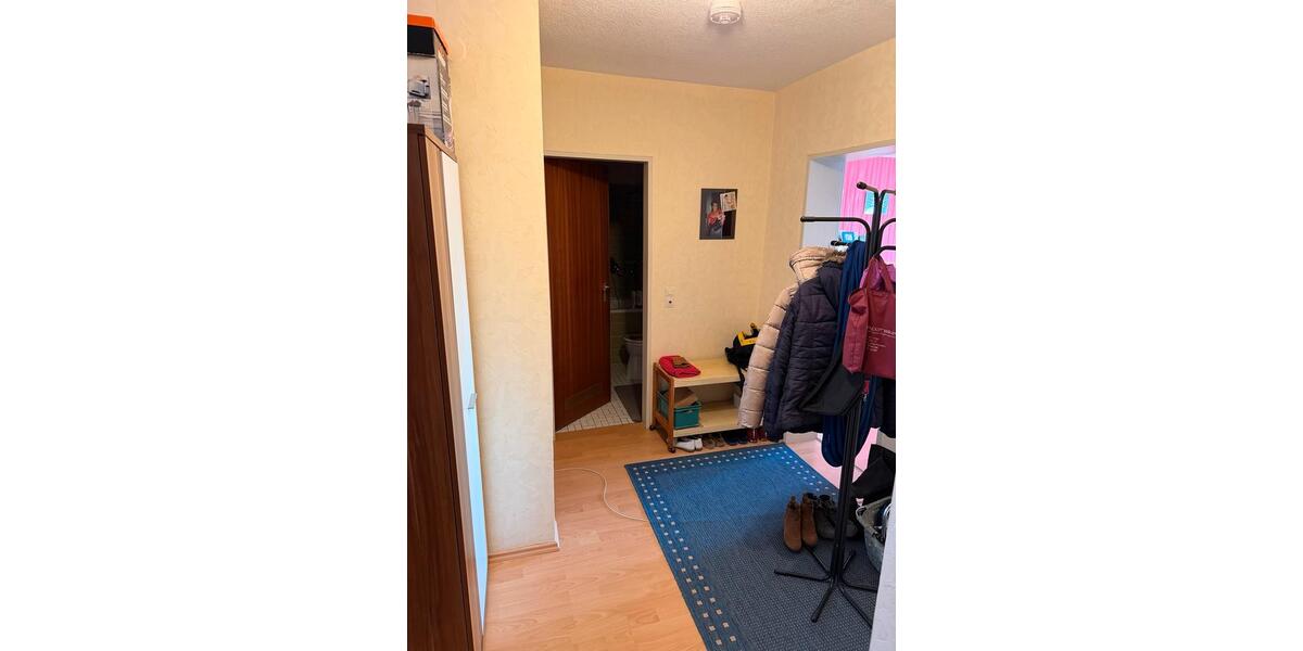 2 Zimmer-Wohnung im 1.OG mit Balkon, Stellplatz und Keller 2 zimmer