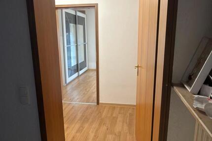 Wohnung Rüsselsheim am Main - 1.5 Zimmer, 40 m&sup2;, 1.000&euro; | Angebot:24819964