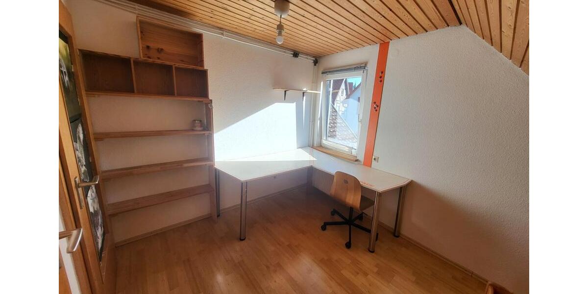 Wohnen auf Zeit Rottenburg am Neckar - 5 Zimmer, 9 m&sup2;, 368&euro; | Angebot:26684180