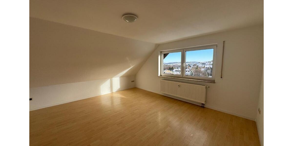 Etagenwohnung Medebach - 4 Zimmer, 74 m&sup2;, 580&euro; | Angebot:24690386