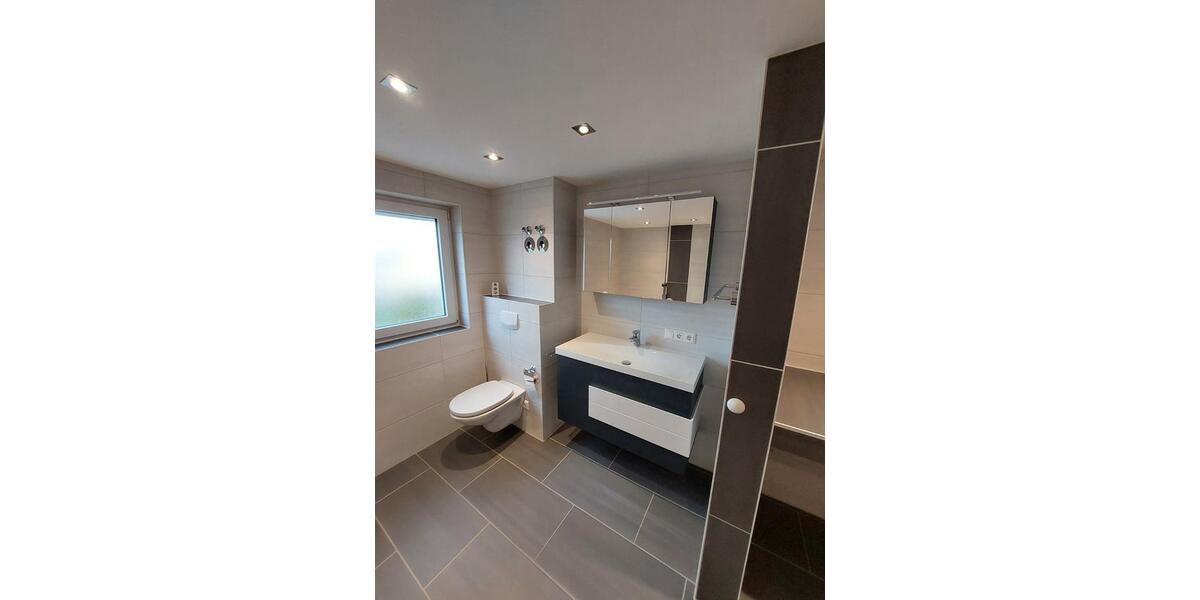 Dachgeschoßwohnung Friedberg - 3 Zimmer, 85 m&sup2;, 1.490&euro; | Angebot:26256525