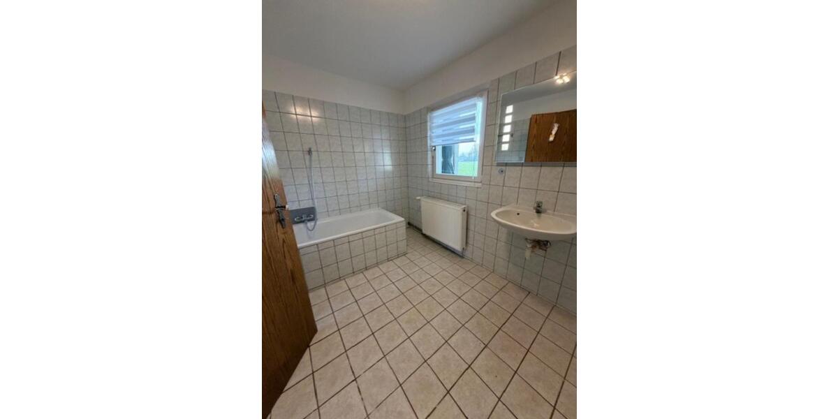 Erdgeschoßwohnung Essen (Oldenburg) - 2 Zimmer, 80 m&sup2;, 600&euro; | Angebot:24933526