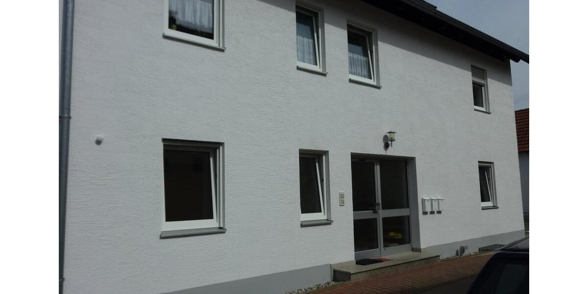 Dachgeschoßwohnung Schrobenhausen - 3 Zimmer, 74 m&sup2;, 715&euro; | Angebot:25232309