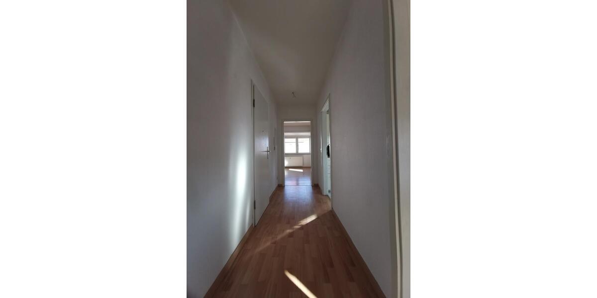 Etagenwohnung Eilenburg - 2 Zimmer, 65 m&sup2;, 490&euro; | Angebot:26252672