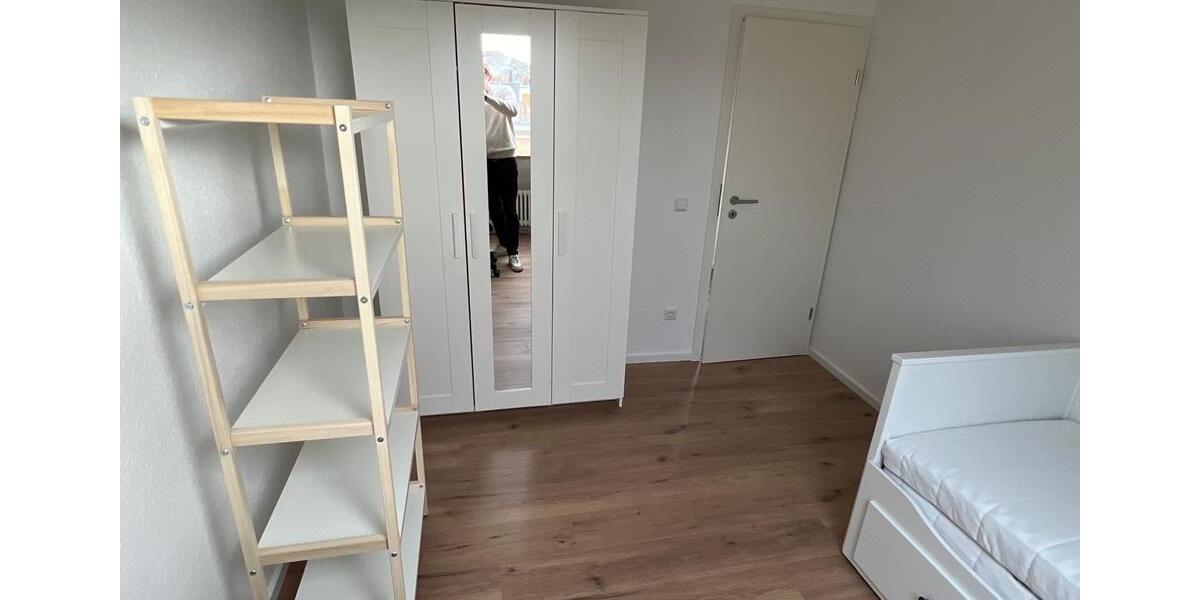 Wohnen auf Zeit Pforzheim Nordstadt - 25 Zimmer, 100 m&sup2;, 599&euro; | Angebot:26031997