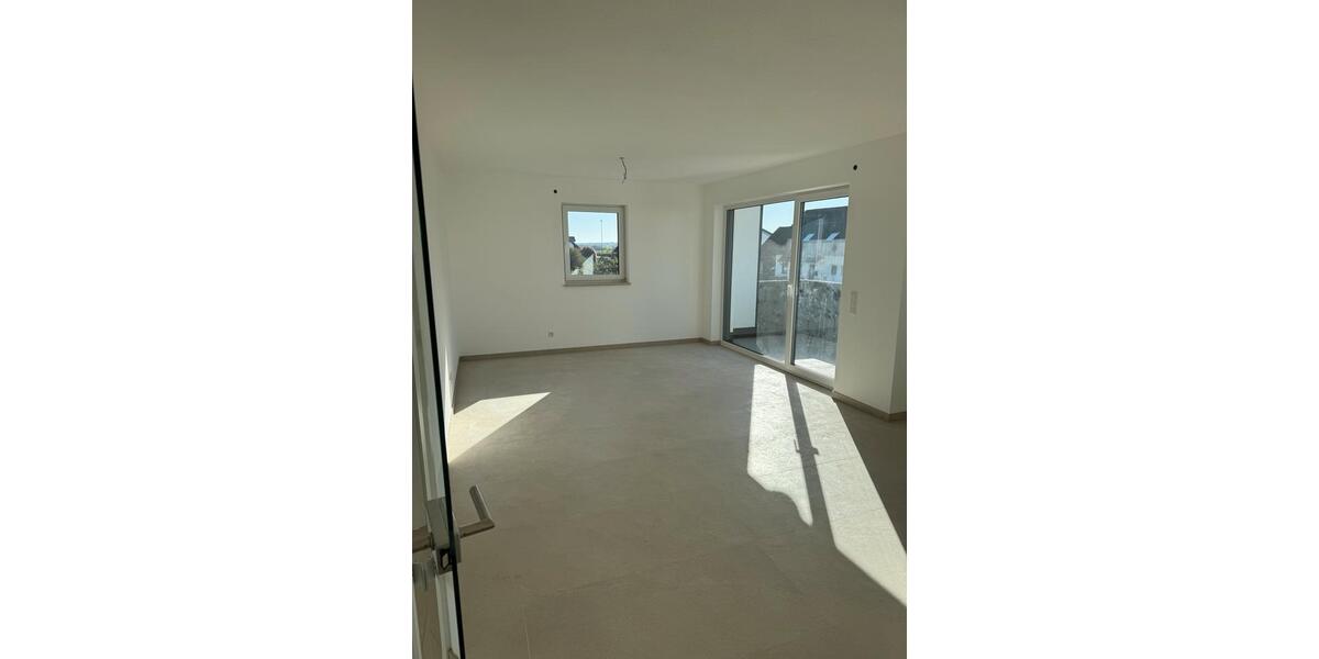 Etagenwohnung Trunkelsberg - 3 Zimmer, 80 m&sup2;, 1.200&euro; | Angebot:26697450