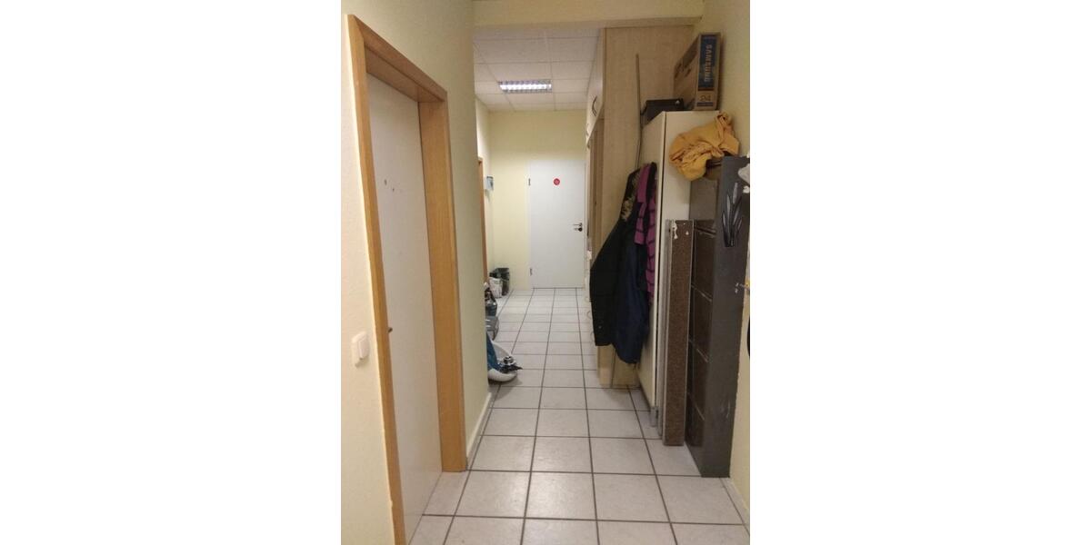 Wohnen auf Zeit Roßdorf - 19 Zimmer, 300 m&sup2;, 450&euro; | Angebot:26035160