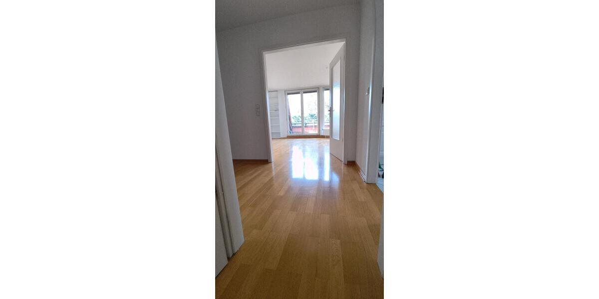 Dachgeschoßwohnung Berlin Steglitz-Zehlendorf - 2 Zimmer, 89 m&sup2;, 1.311&euro; | Angebot:26252262