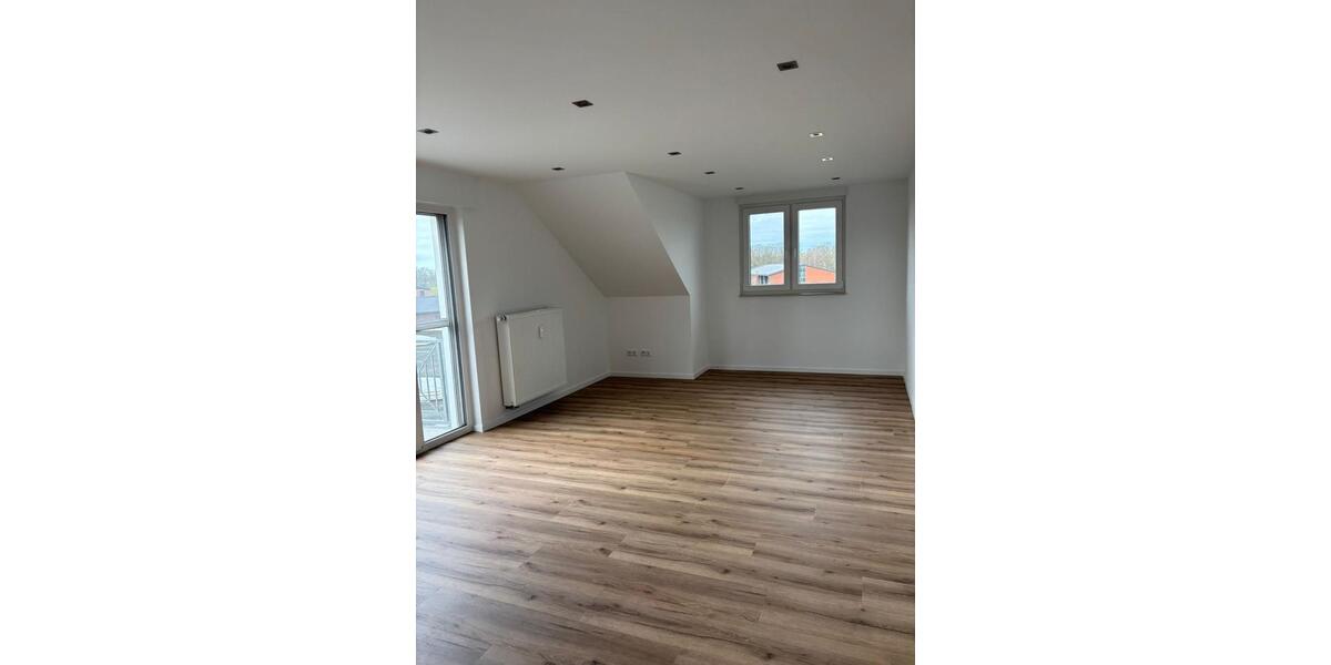 Dachgeschoßwohnung Rietberg - 3 Zimmer, 80 m&sup2;, 900&euro; | Angebot:25590293
