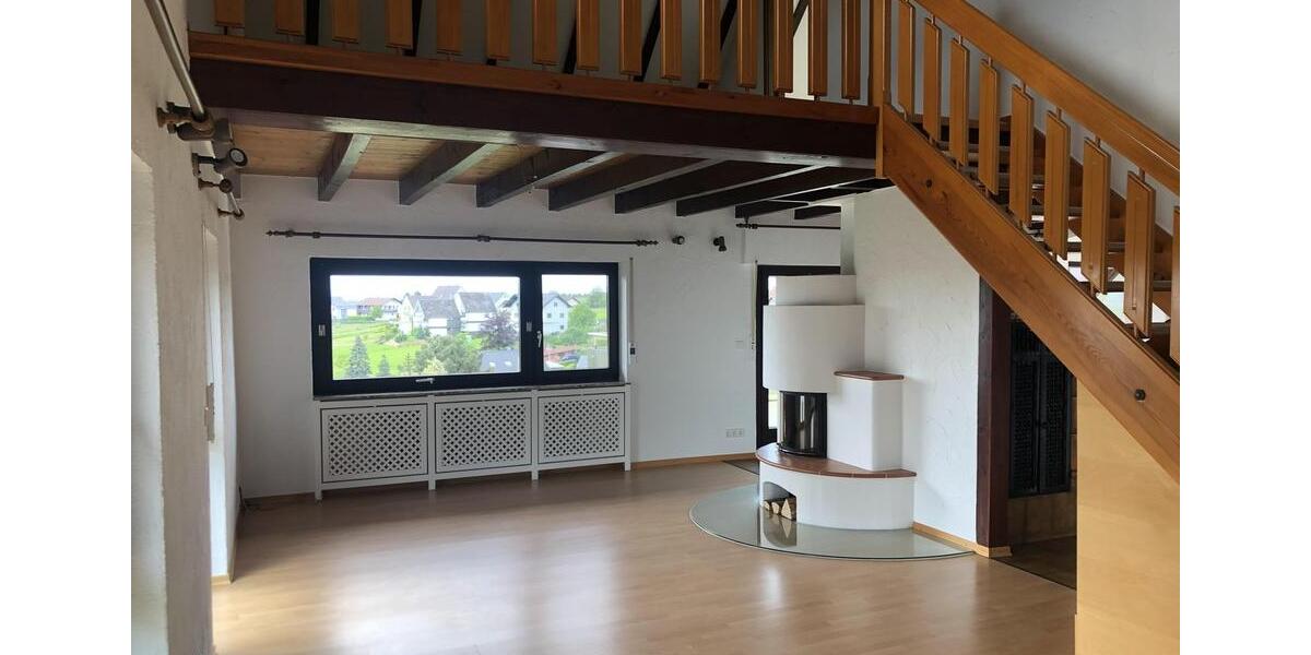 Maisonettenwohnung Baden-Baden Lichtental - 4 Zimmer, 196 m&sup2;, 1.400&euro; | Angebot:26031768