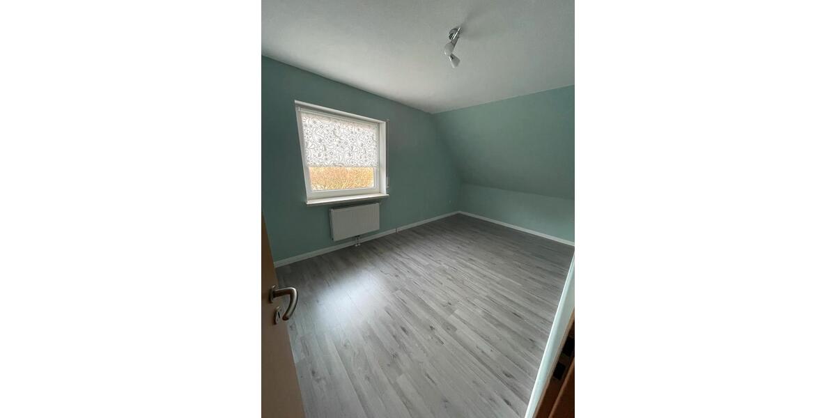 Doppelhaushälfte Emden Rysumer Landstraße - 4 Zimmer, 120 m&sup2;, 1.400&euro; | Angebot:24679749