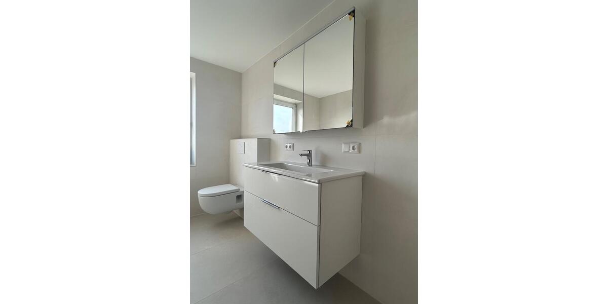 Dachgeschoßwohnung Sulzbach-Rosenberg Rosenberg - 3.5 Zimmer, 97 m&sup2;, 1.150&euro; | Angebot:26095795
