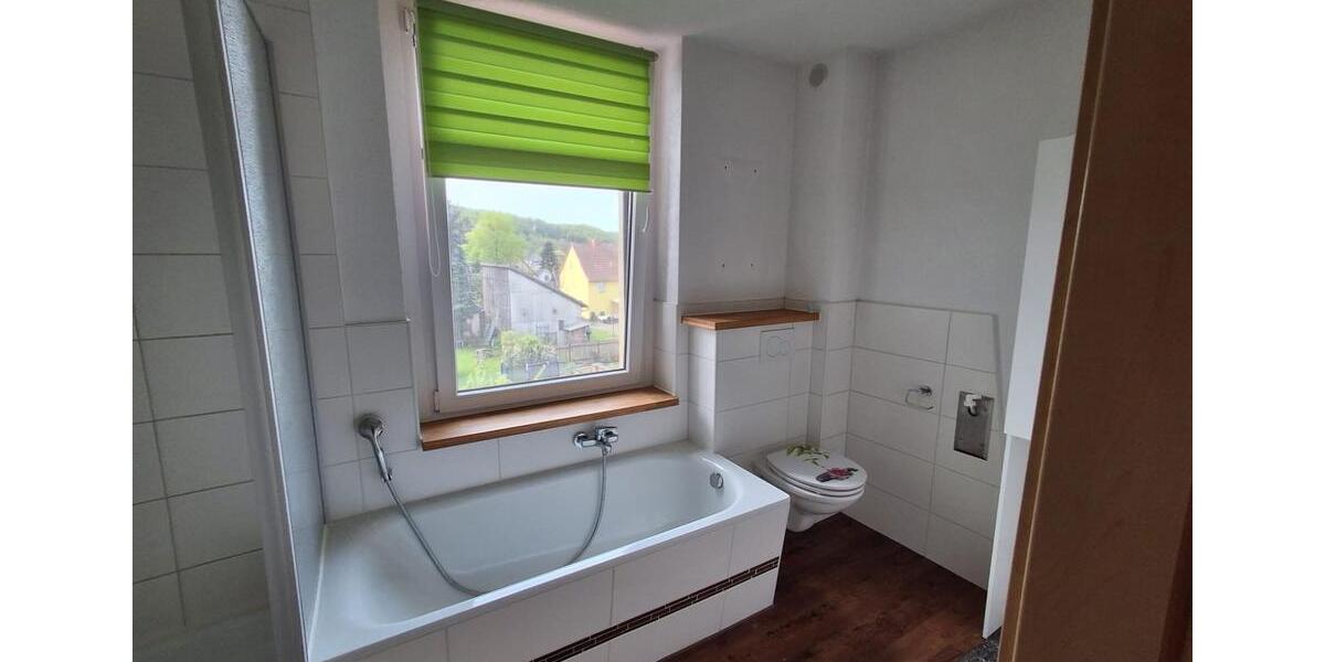 Etagenwohnung Harztor - 4 Zimmer, 96 m&sup2;, 600&euro; | Angebot:26550446