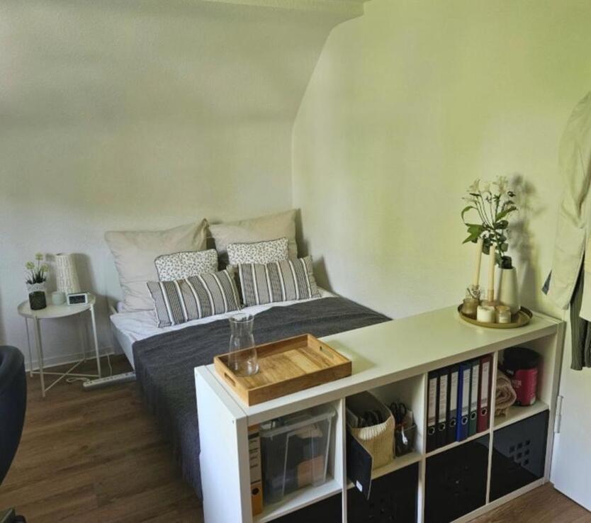 Gemütliches Zimmer in Maisonette-Wohnung ab 15.10 frei zimmer