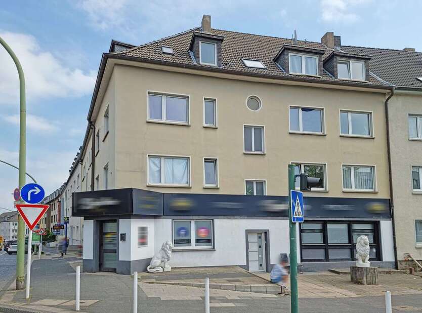 Einzelhandel in Essen 2.300 € 194 m² zimmer