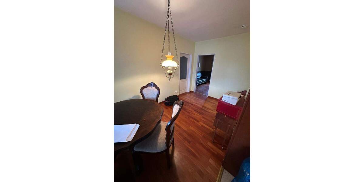 Etagenwohnung Wilhelmshaven Neuengroden - 4 Zimmer, 105 m&sup2;, 950&euro; | Angebot:24504425