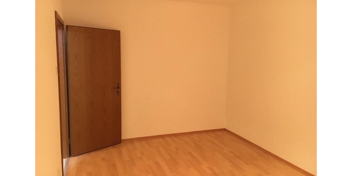 Etagenwohnung Neunkirchen am Sand - 1 Zimmer, 35 m&sup2;, 450&euro; | Angebot:24610323