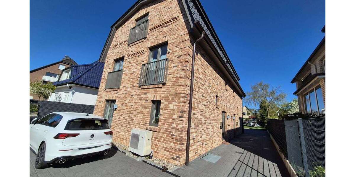 Einfamilienhaus Norderstedt Garstedt - 4.5 Zimmer, 137 m&sup2;, 2.585&euro; | Angebot:26766266