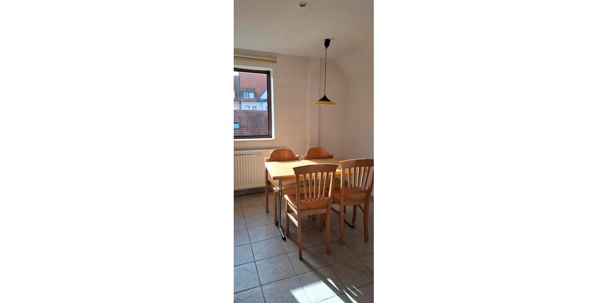 Dachgeschoßwohnung Stendal - 3 Zimmer, 84 m&sup2;, 840&euro; | Angebot:26224409