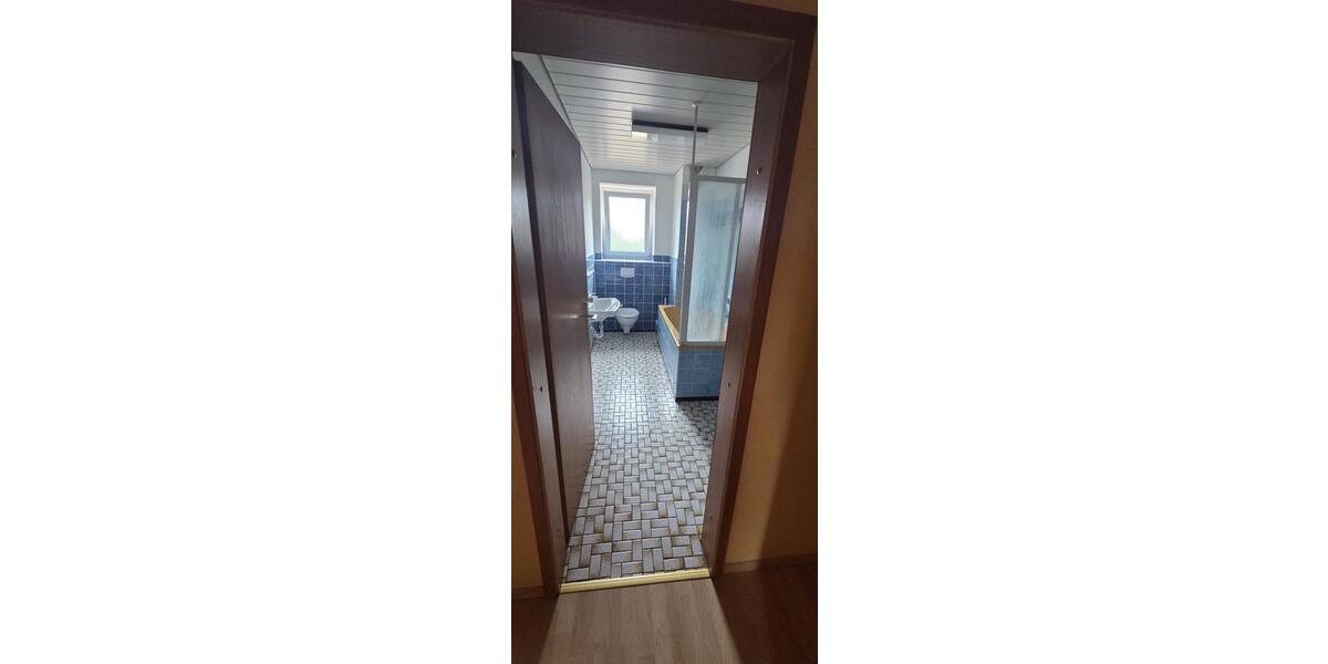 Etagenwohnung Nübel - 3 Zimmer, 75 m&sup2;, 900&euro; | Angebot:26237326