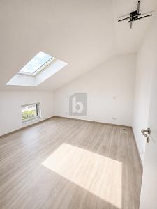 ERSTBEZUG: GROß, MODERN, ENERGIEEFFIZIENT - Doppelhaushälfte Großmehring | Angebot:26592474
