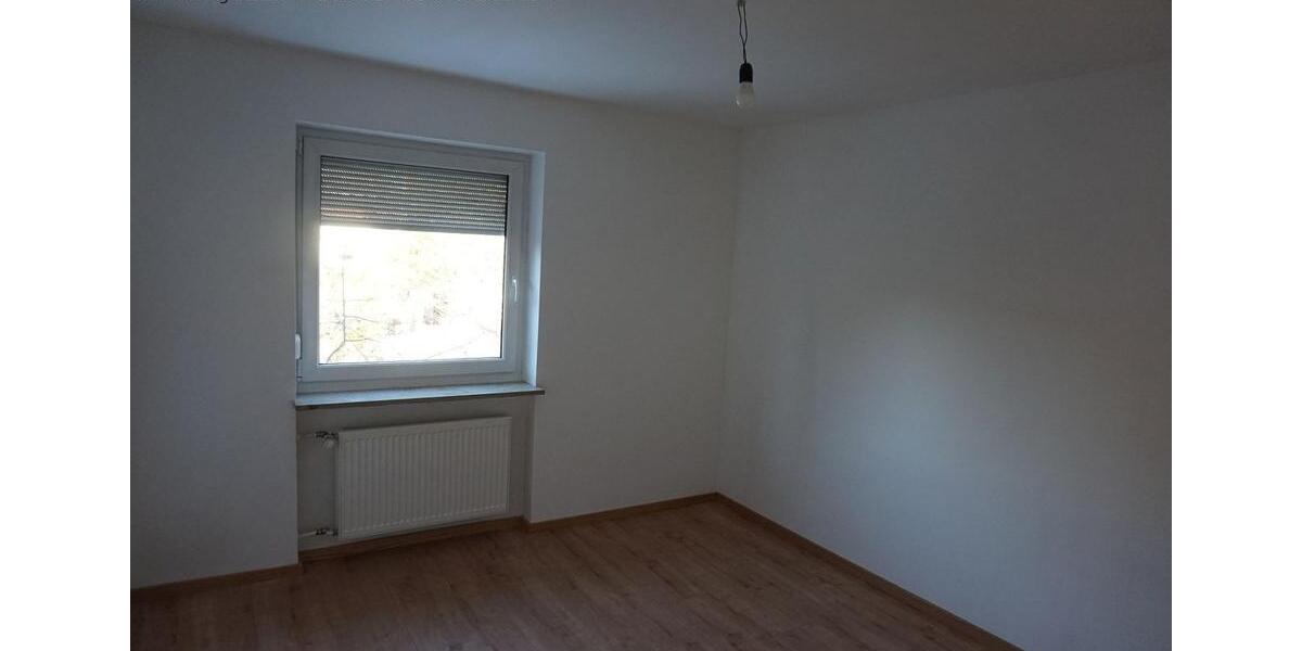 Etagenwohnung München Aubing-Lochhausen-Langwied - 5 Zimmer, 108 m&sup2;, 2.300&euro; | Angebot:24654323