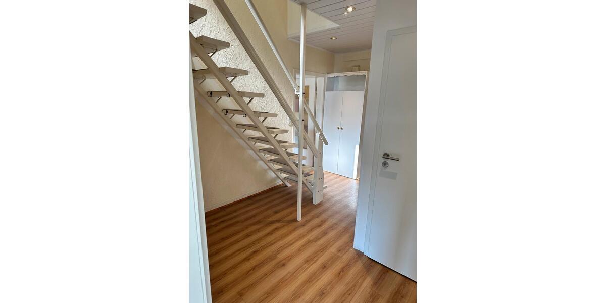 Etagenwohnung Preußisch Oldendorf - 10 Zimmer, 187 m&sup2;, 1.650&euro; | Angebot:26428321