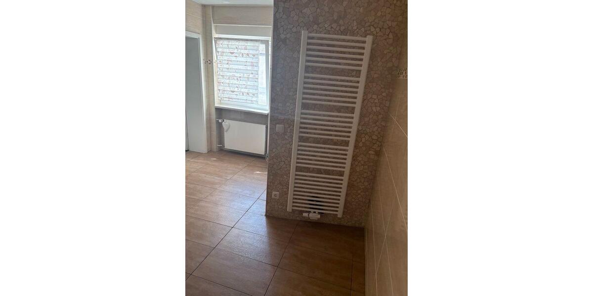 Etagenwohnung Dreieich - 3 Zimmer, 80 m&sup2;, 1.400&euro; | Angebot:26697989