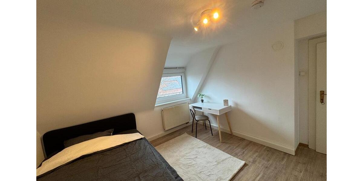 Wohnen auf Zeit Erlangen Am Anger - 6 Zimmer, 15 m&sup2;, 450&euro; | Angebot:26376602