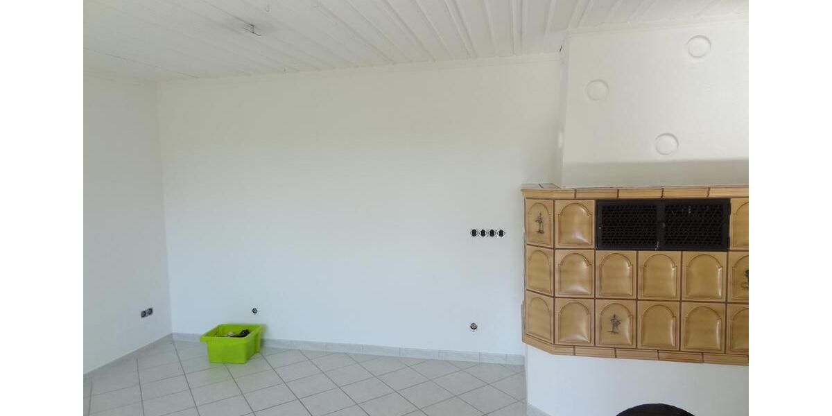Erdgeschoßwohnung Fensterbach - 3 Zimmer, 112 m&sup2;, 850&euro; | Angebot:26537127