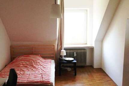 WG-Zimmer in München 975 € 17 m² zimmer