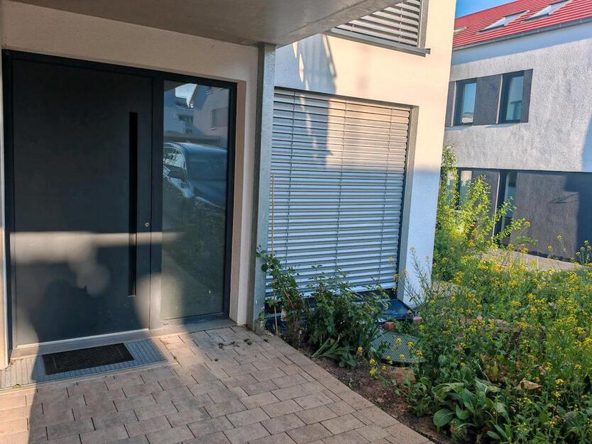 WG Zimmer in 3er WG Neubaugebiet Stammheim ab 15. Dez.