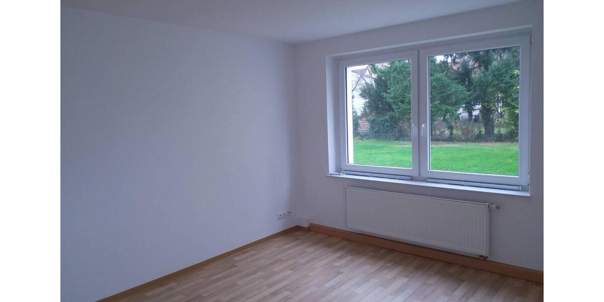 Erdgeschoßwohnung Rinteln - 2 Zimmer, 73 m&sup2;, 547&euro; | Angebot:24933505