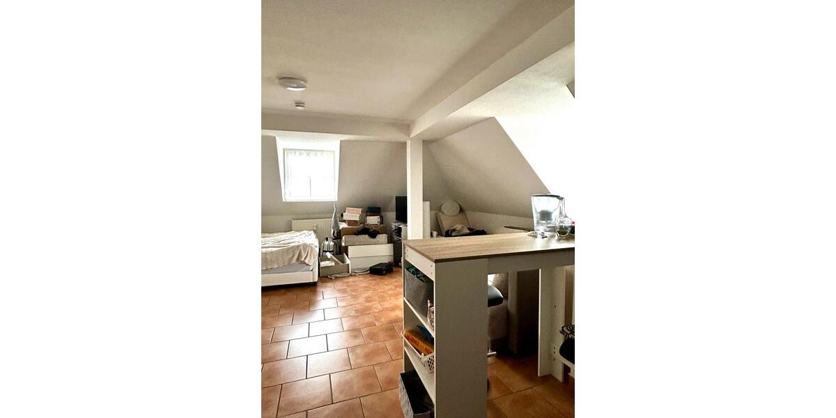 Dachgeschoßwohnung Eisenhüttenstadt - 1 Zimmer, 36 m&sup2;, 350&euro; | Angebot:25216463