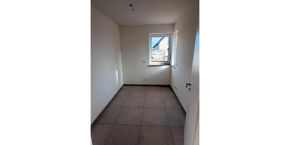 Erdgeschoßwohnung Zülpich - 3 Zimmer, 80 m&sup2;, 1.035&euro; | Angebot:26374089