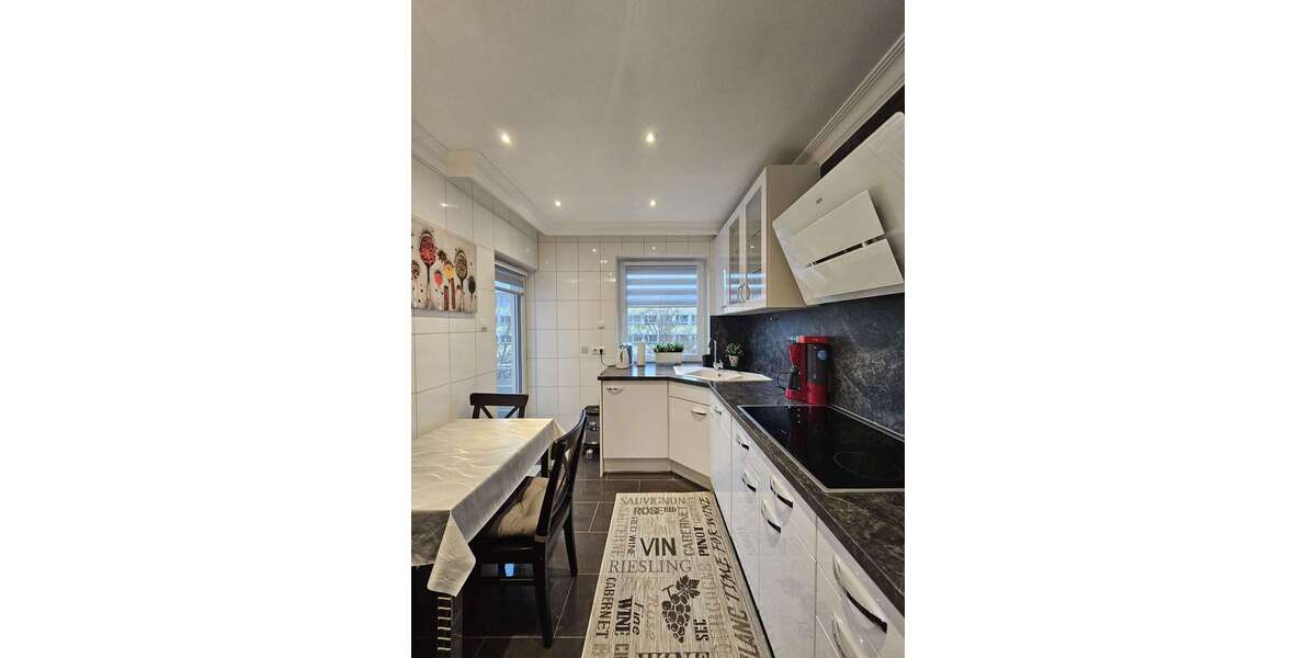 Etagenwohnung Ludwigshafen - 3 Zimmer, 85 m&sup2;, 1.600&euro; | Angebot:24784426