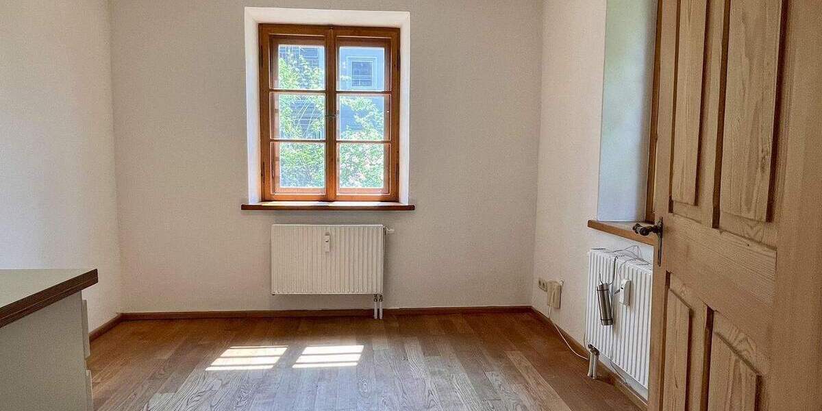 Gewerbeobjekt Miesbach - 2 Zimmer, 420&euro; | Angebot:24794978