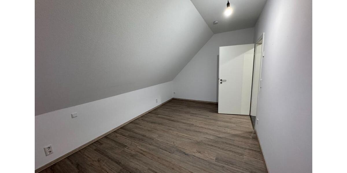 Dachgeschoßwohnung Spelle - 5 Zimmer, 72 m&sup2;, 870&euro; | Angebot:26303394