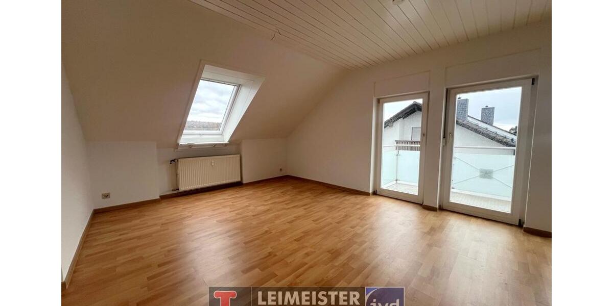 Ruhige teilrenovierte 3-Zi.-Wohnung mit SONNIGEM BALKON & BLICK INS GRÜNE 3 zimmer