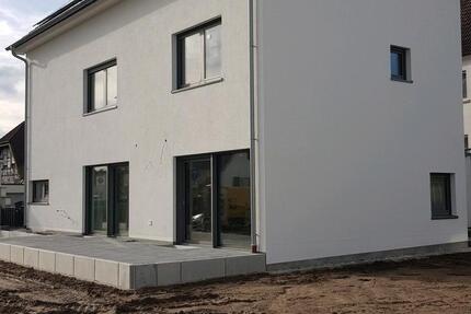 Wohnung Oberursel (Taunus) - 5 Zimmer, 270 m&sup2;, 4.000&euro; | Angebot:25161524