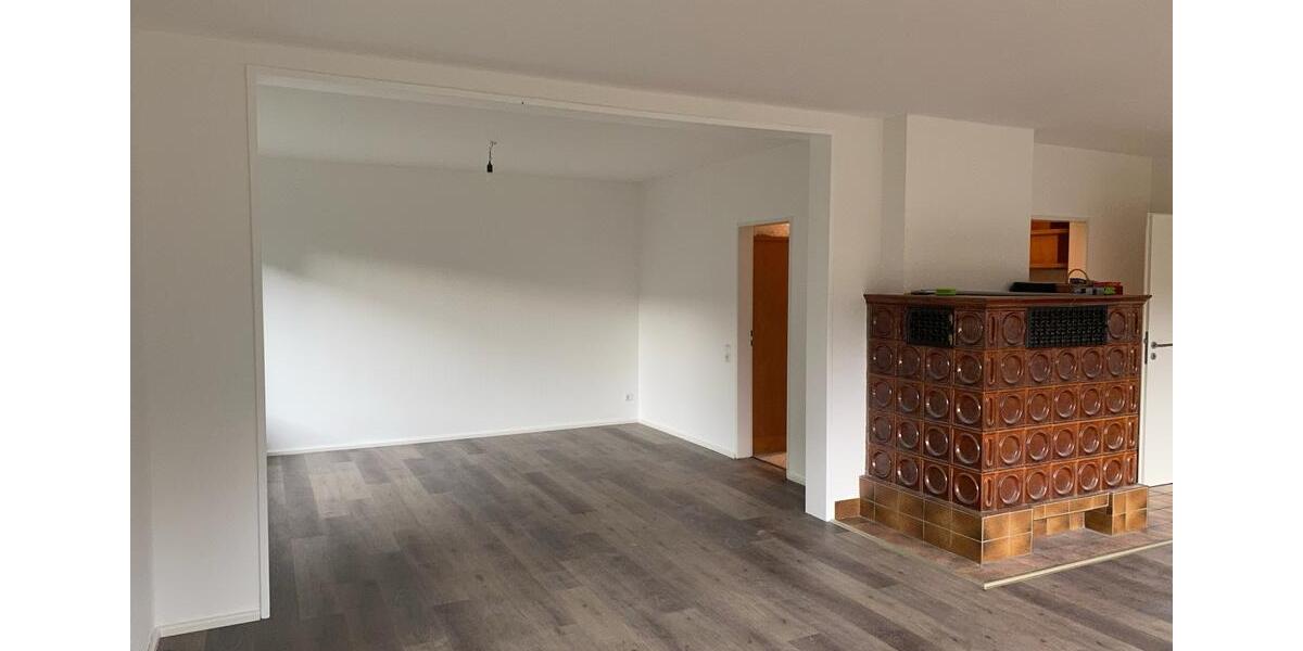 Wieder frei: Großes EFH mit traumhaftem Ausblick in Bramel 5 zimmer