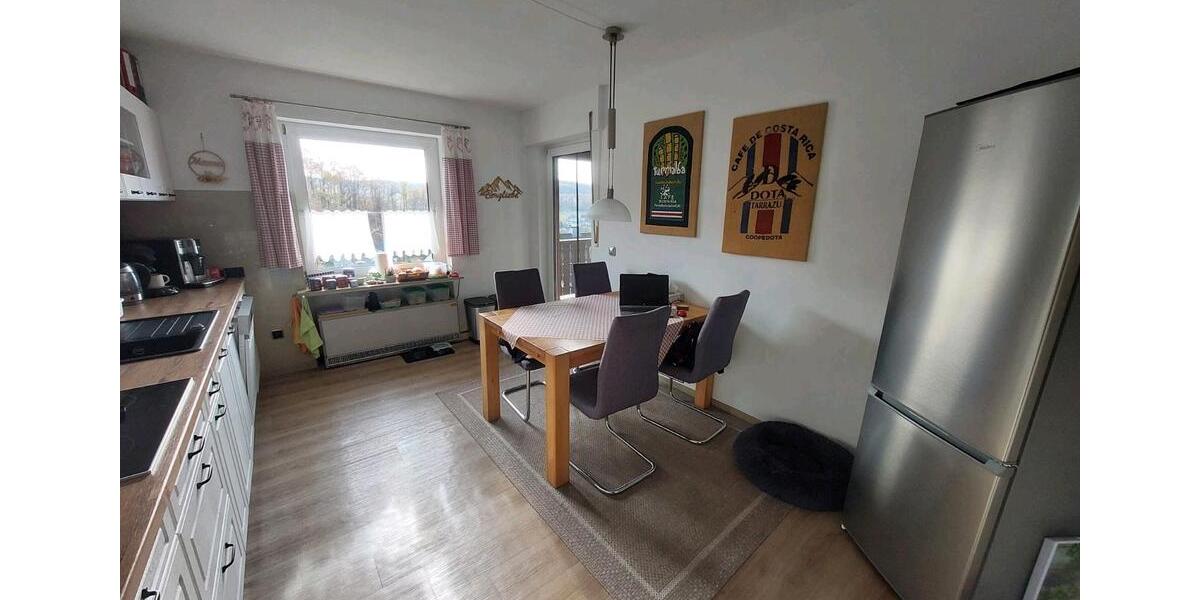 Etagenwohnung Netphen - 3 Zimmer, 110 m&sup2;, 895&euro; | Angebot:26126075