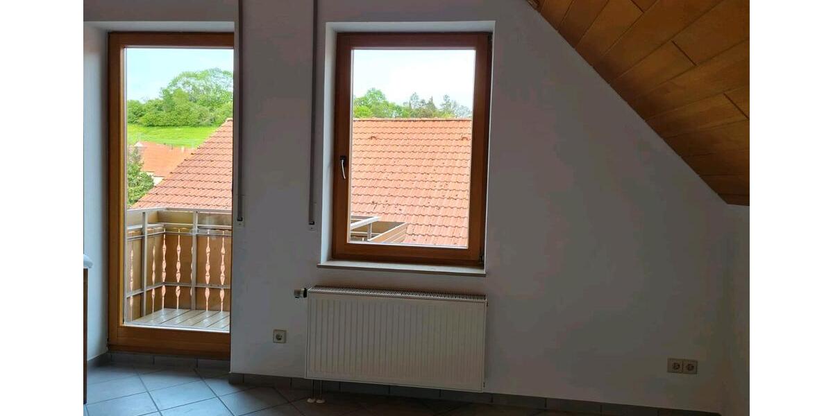 Dachgeschoßwohnung St. Johann - 3.5 Zimmer, 82 m&sup2;, 800&euro; | Angebot:26414201