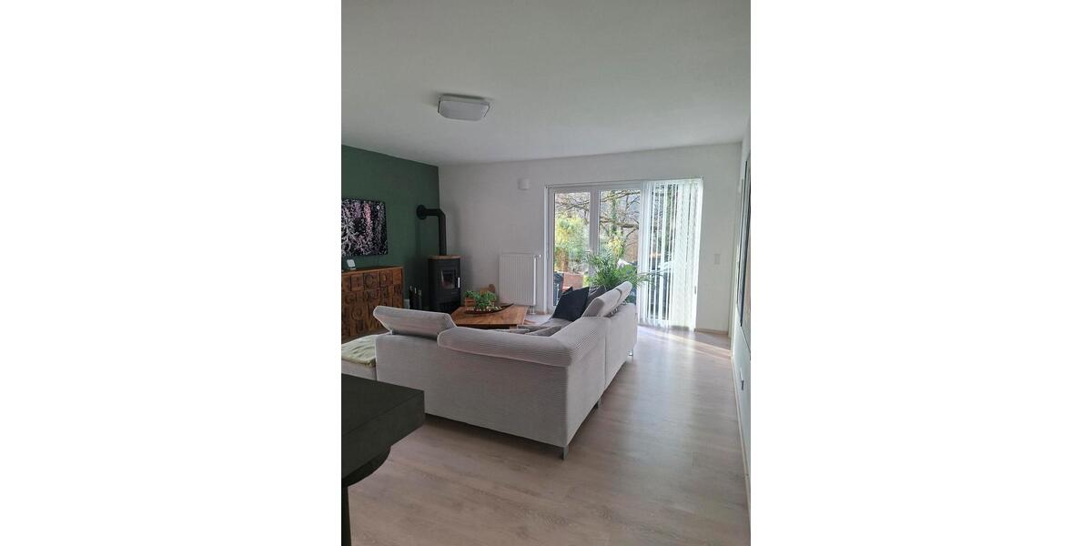 Bungalow Erbach - 3 Zimmer, 110 m&sup2;, 1.400&euro; | Angebot:25977485