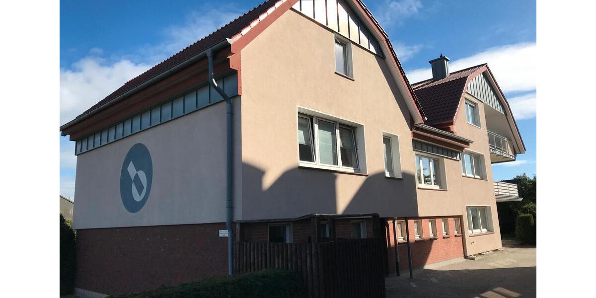 Etagenwohnung Oldenburg Kreyenbrück - 4 Zimmer, 130 m&sup2;, 1.200&euro; | Angebot:25350574