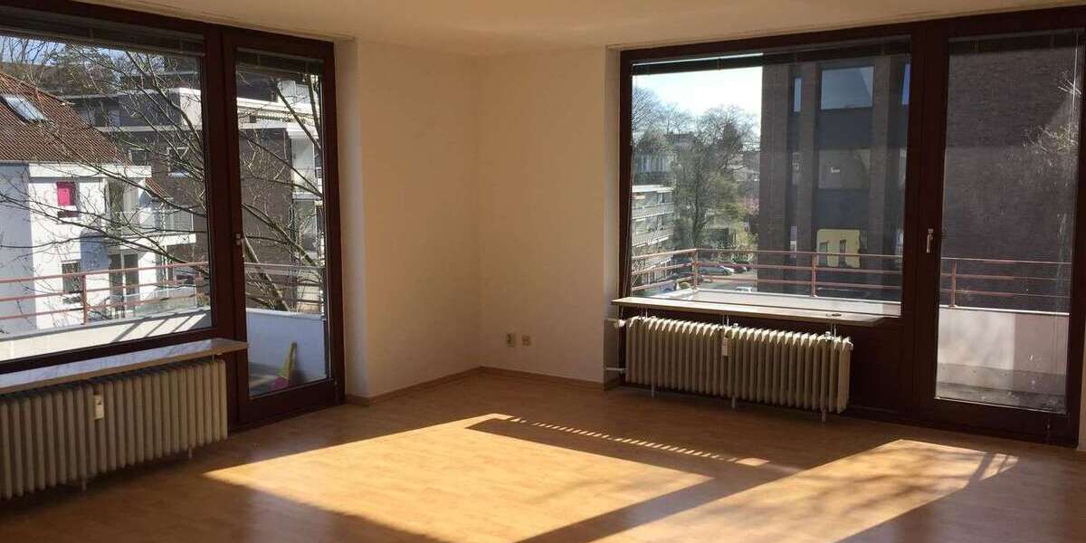 Etagenwohnung Düsseldorf Stadtbezirk 8 - 2 Zimmer, 74 m&sup2;, 1.300&euro; | Angebot:27032105