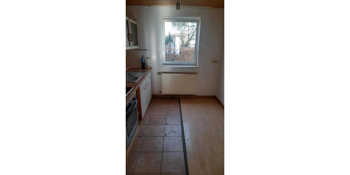 Erdgeschoßwohnung Selb - 3 Zimmer, 70 m&sup2;, 650&euro; | Angebot:25840257