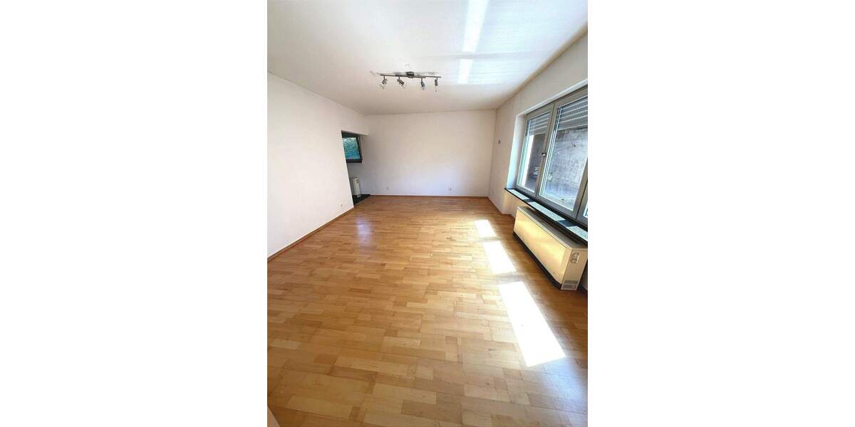 Mehrfamilienhaus, Wohnhaus Gillenfeld - 3 Zimmer, 65 m&sup2;, 570&euro; | Angebot:26274492