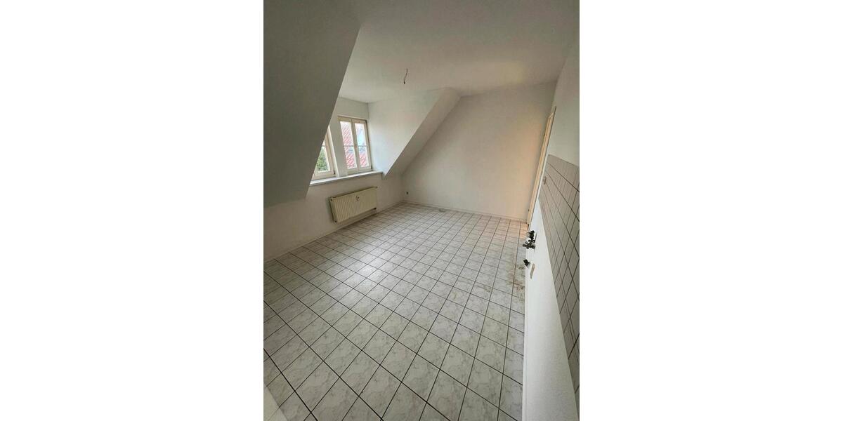 Dachgeschoßwohnung Seelow - 2 Zimmer, 58 m&sup2;, 782&euro; | Angebot:25021643