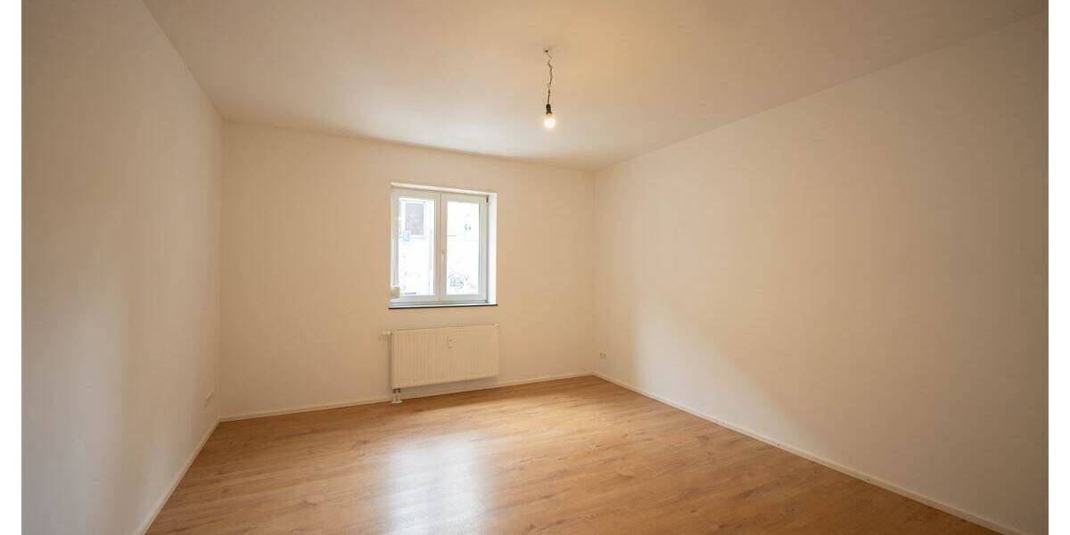 Etagenwohnung Augsburg Innenstadt - 3 Zimmer, 95 m&sup2;, 1.300&euro; | Angebot:26891758
